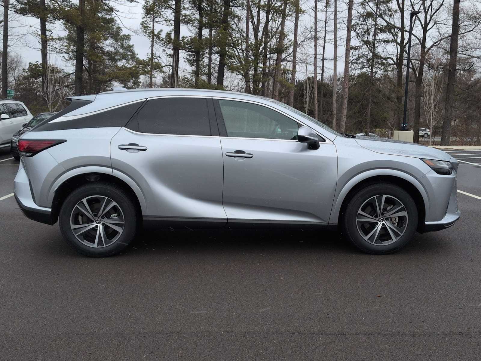 Thumbnail: 2023 Lexus RX - 15