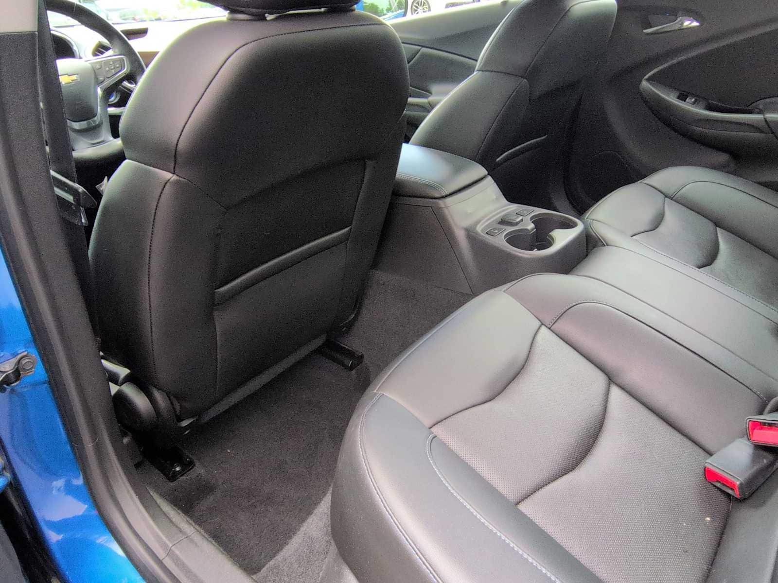 Thumbnail: 2016 Chevrolet Volt - 18