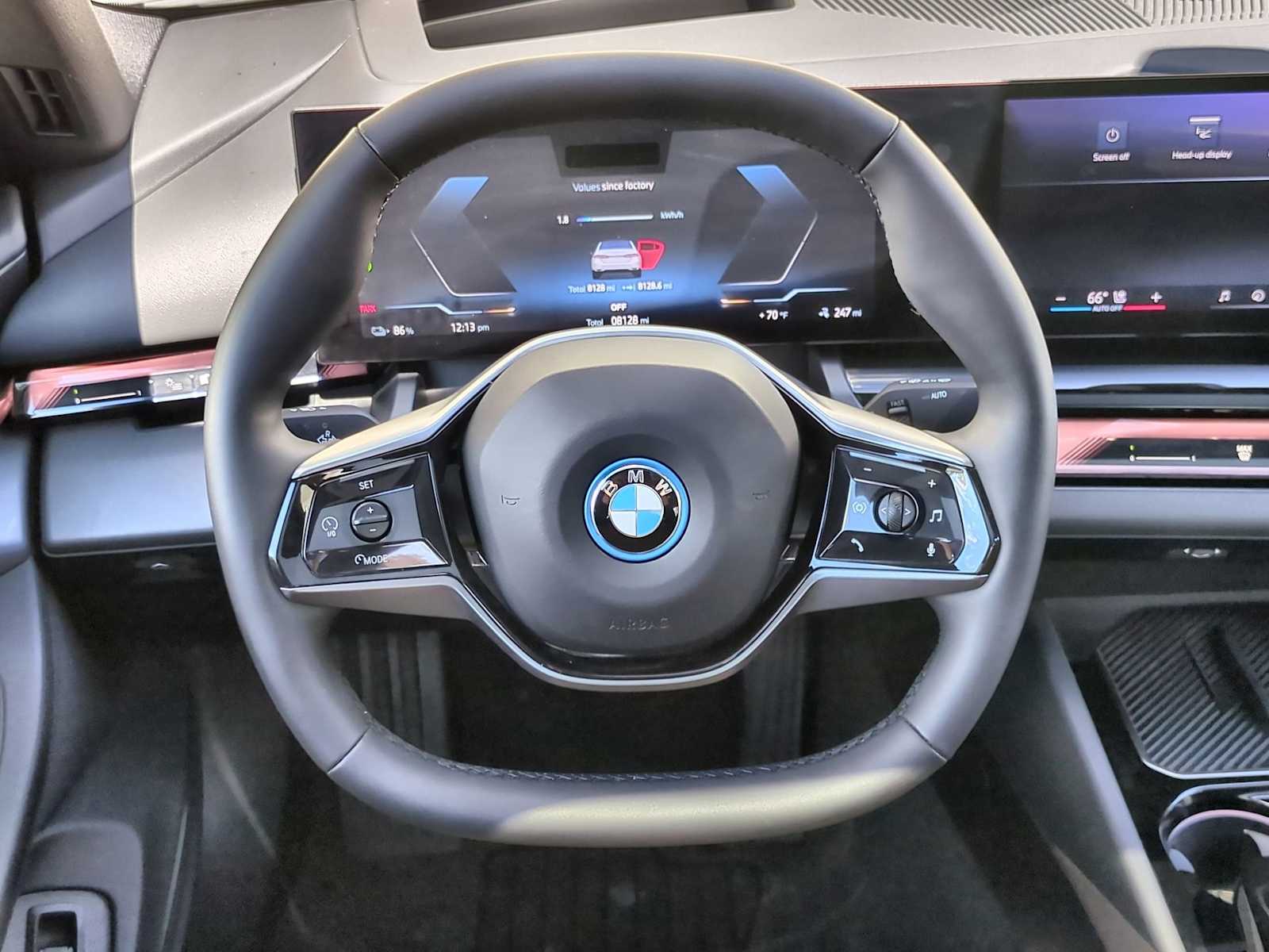 Thumbnail: 2024 BMW i5 - 25