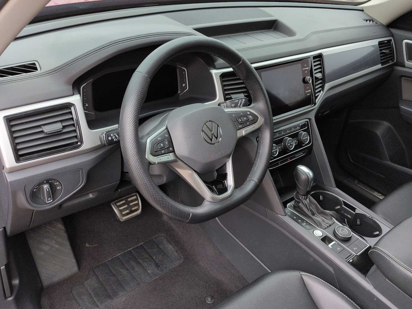 Thumbnail: 2021 Volkswagen Atlas - 10