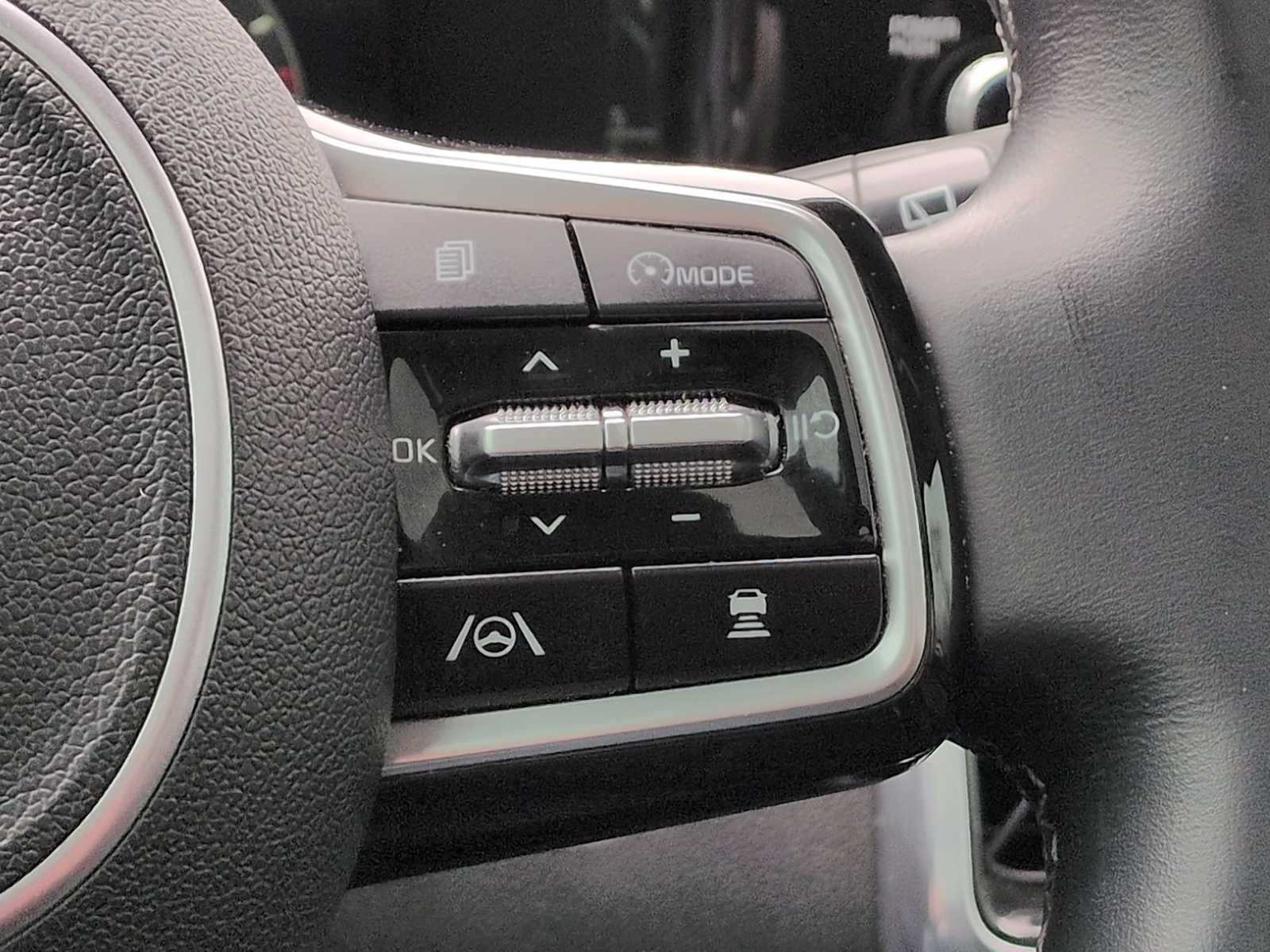 Thumbnail: 2021 Kia Sorento - 26