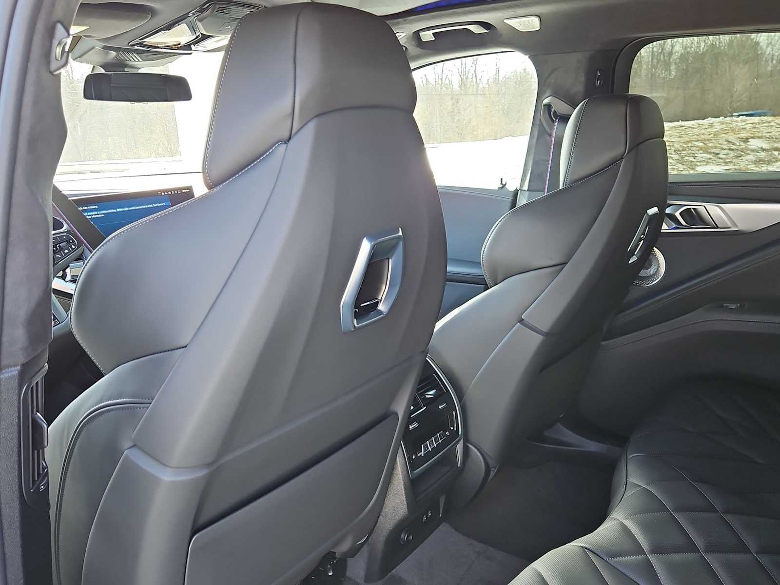 Thumbnail: 2026 BMW XM - 25