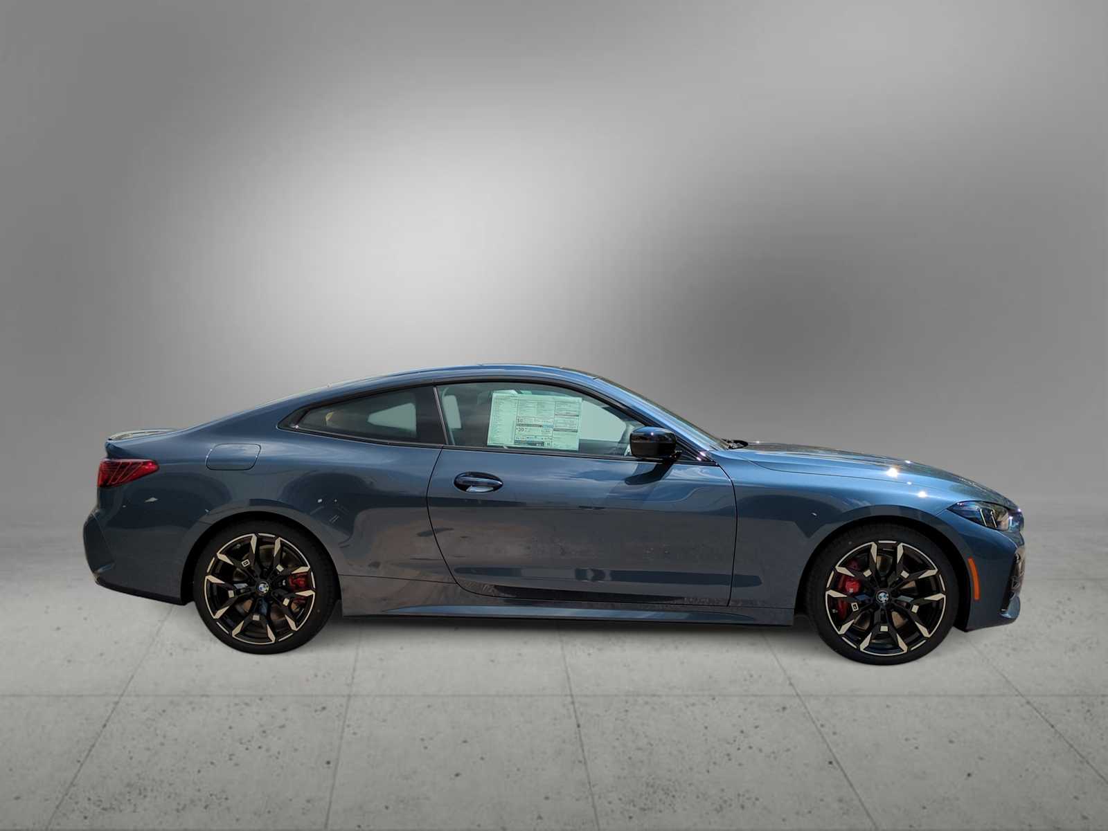 Thumbnail: 2026 BMW 4 Series - 9