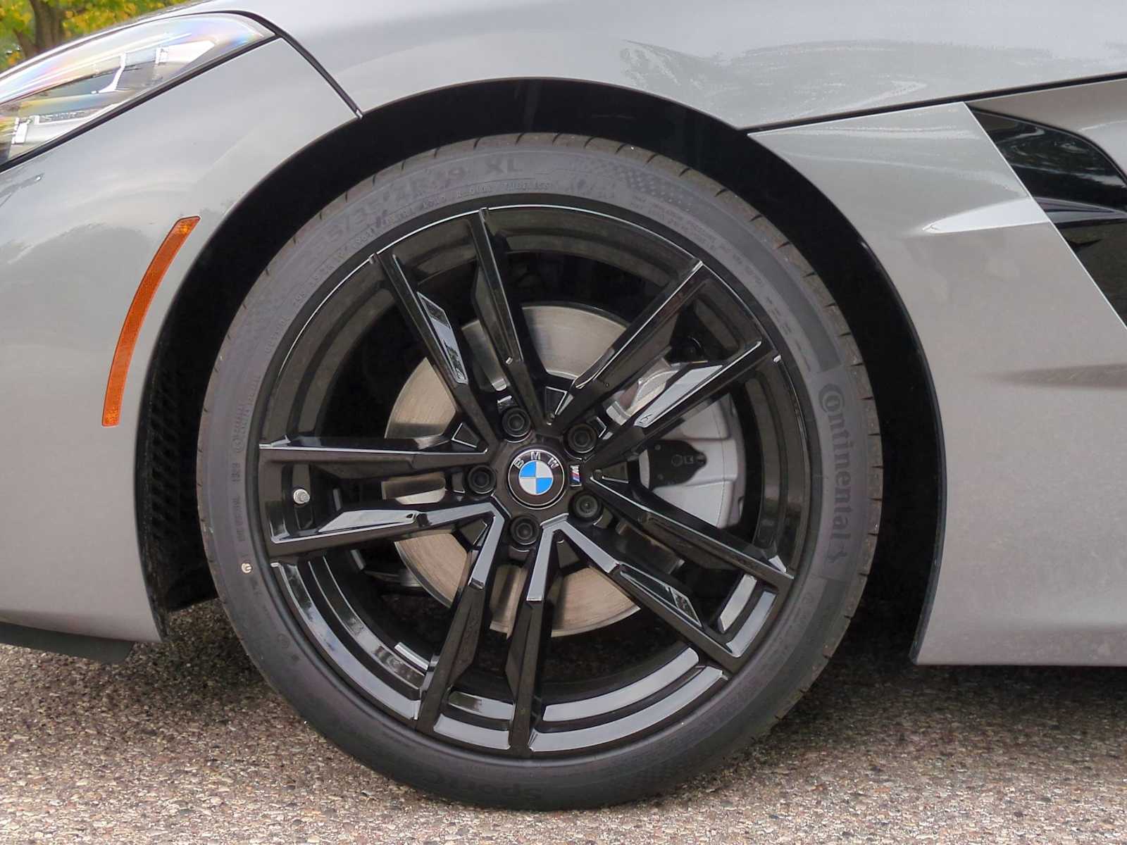 Thumbnail: 2026 BMW Z4 - 15