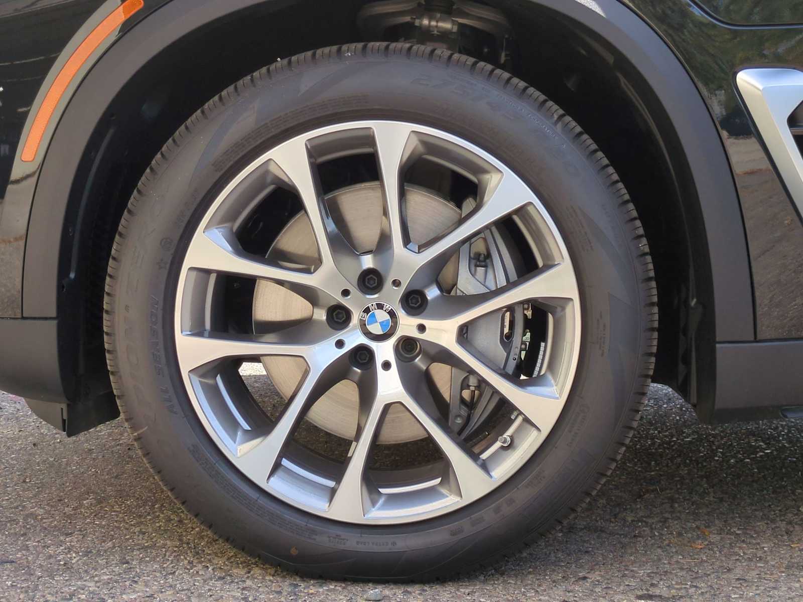 Thumbnail: 2026 BMW X5 - 14