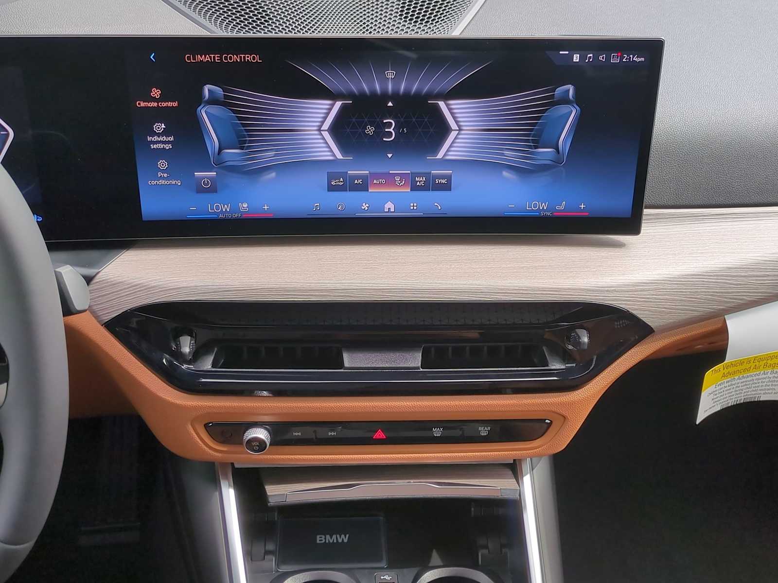 Thumbnail: 2025 BMW 3 Series - 30