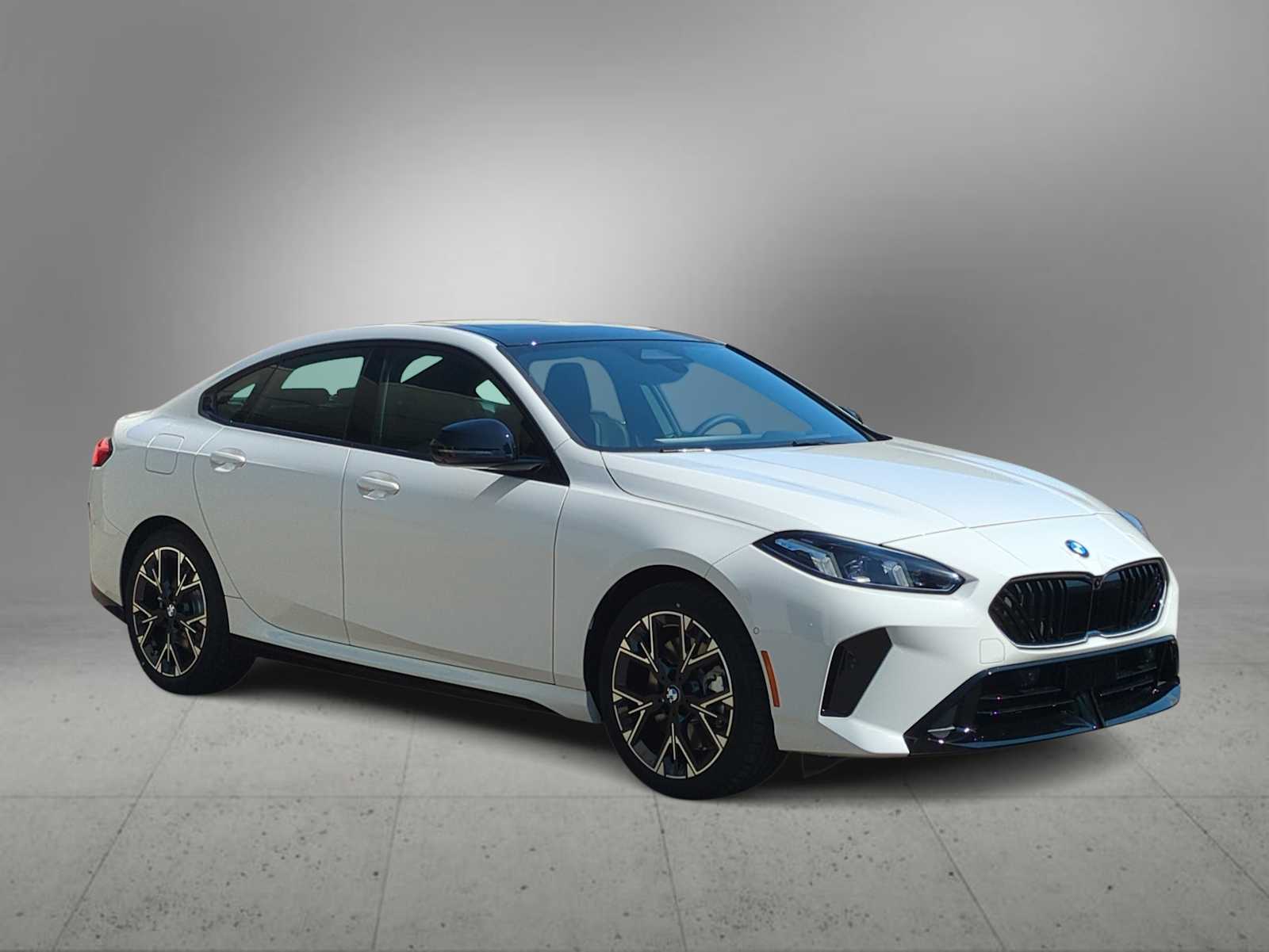 Thumbnail: 2026 BMW 2 Series - 2