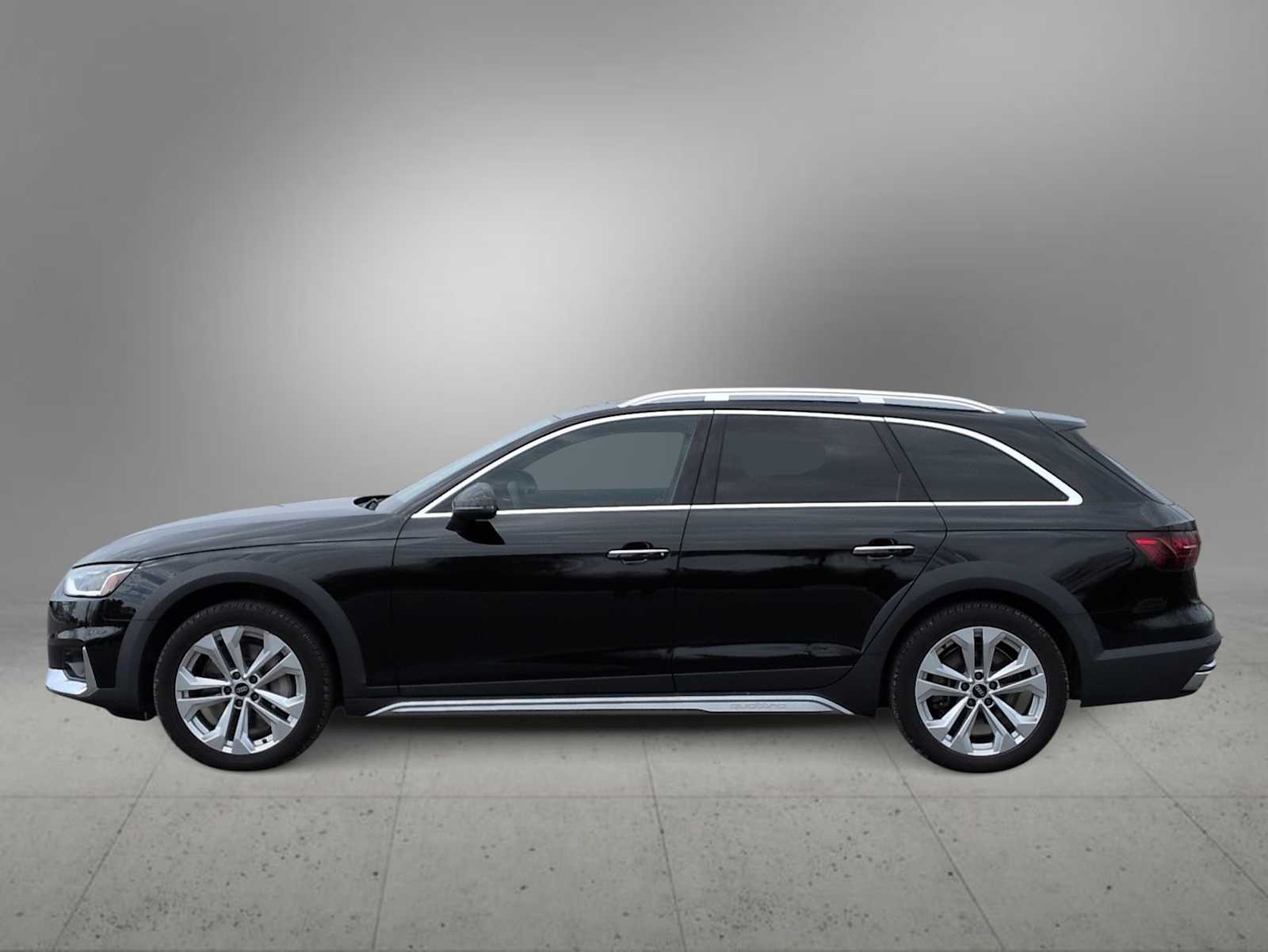 Thumbnail: 2022 Audi A4 - 5