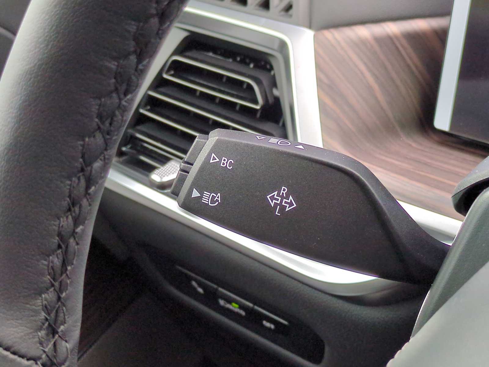 Thumbnail: 2026 BMW X5 - 28