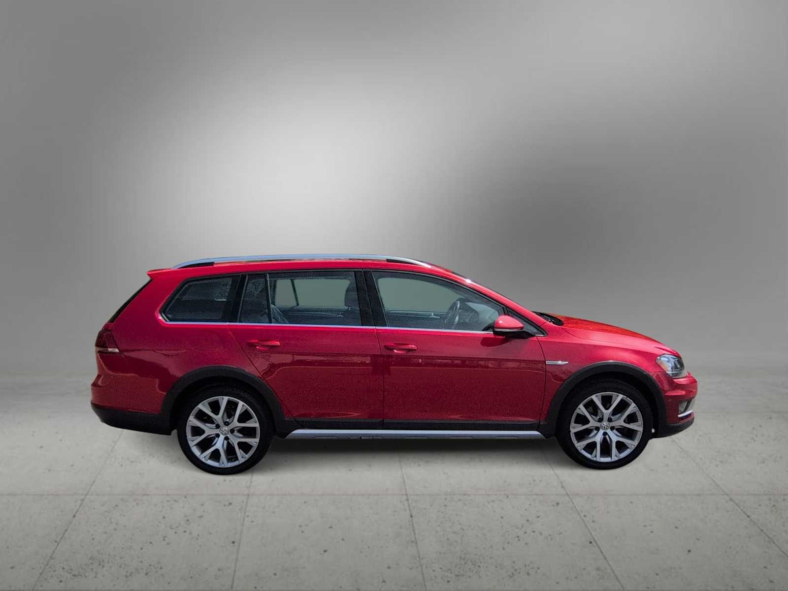 Thumbnail: 2017 Volkswagen Golf - 9