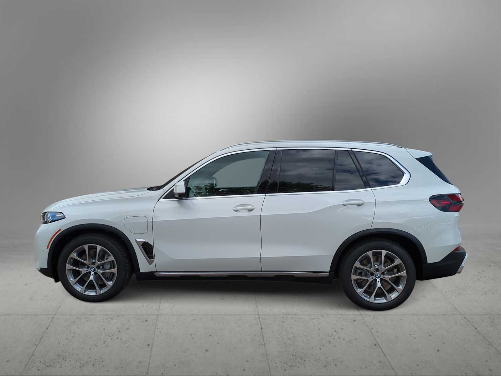 Thumbnail: 2026 BMW X5 - 5