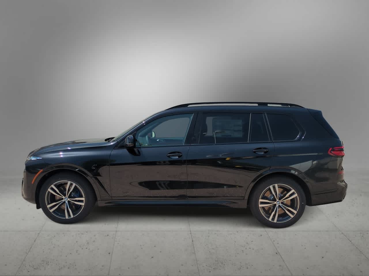 Thumbnail: 2026 BMW X7 - 5