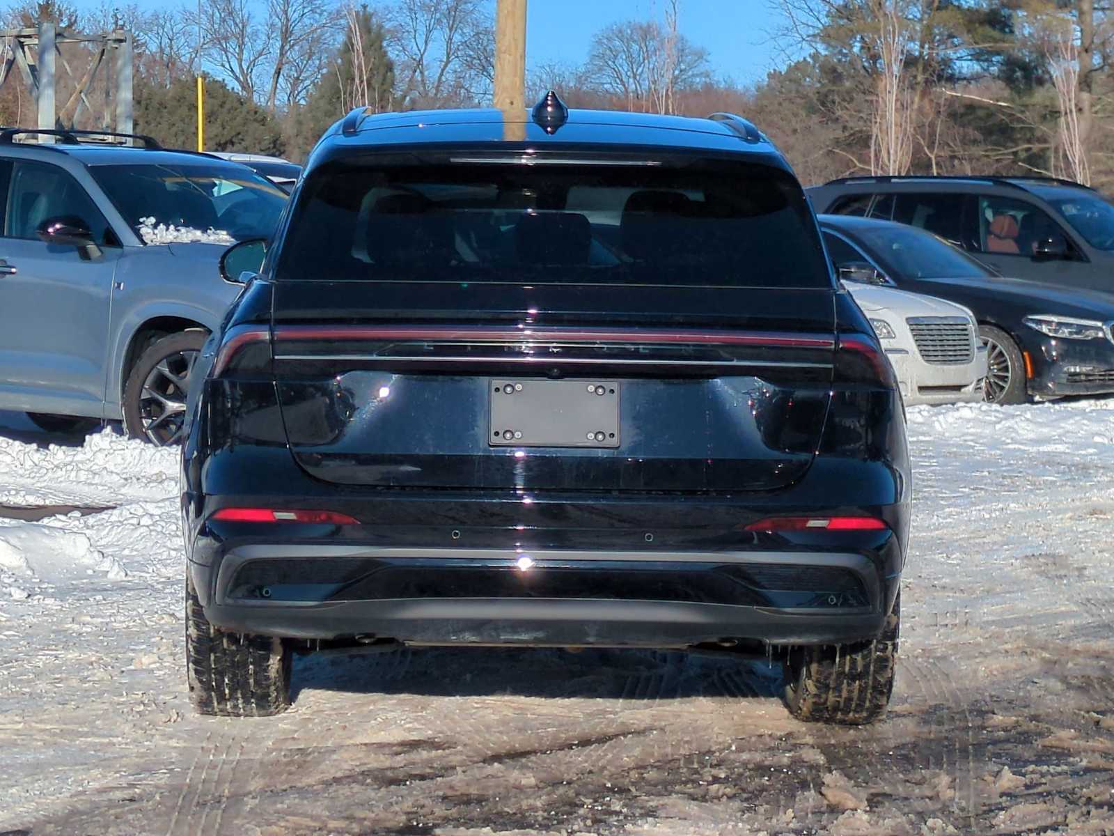 Thumbnail: 2024 Lincoln Nautilus - 12