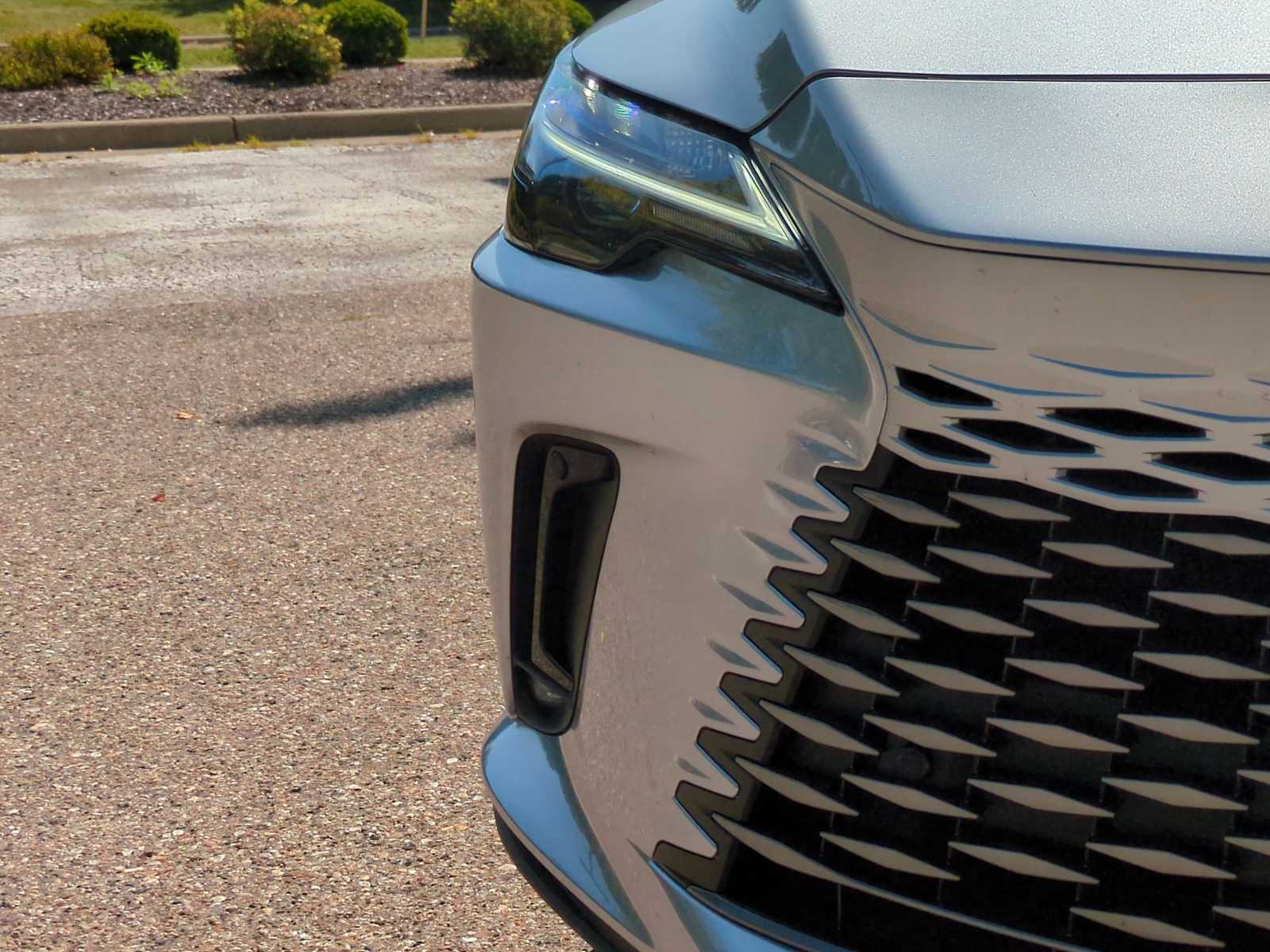 Thumbnail: 2023 Lexus RX - 11