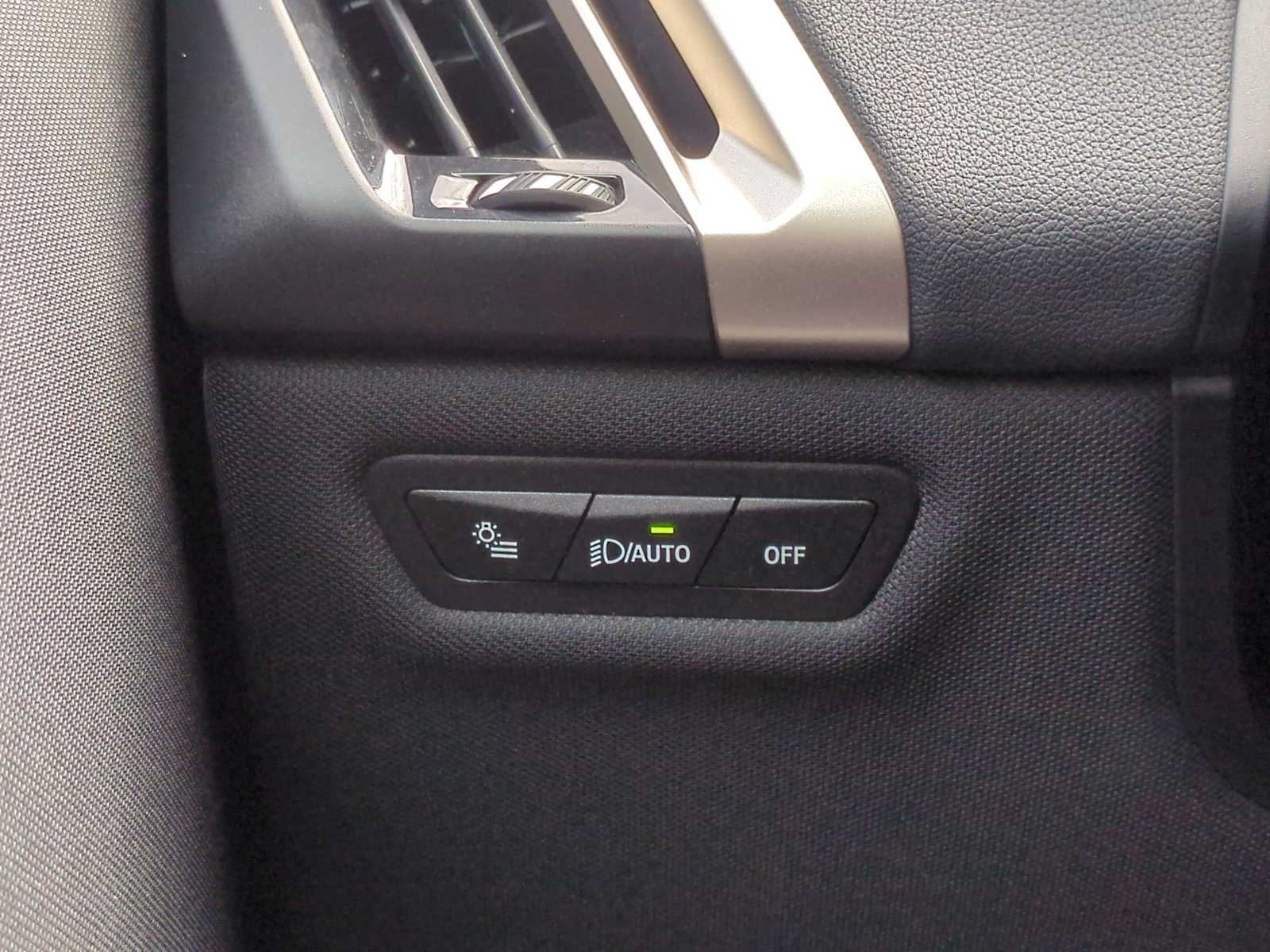 Thumbnail: 2025 BMW iX - 38