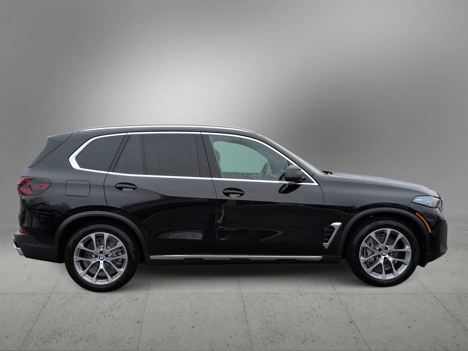 Thumbnail: 2026 BMW X5 - 9