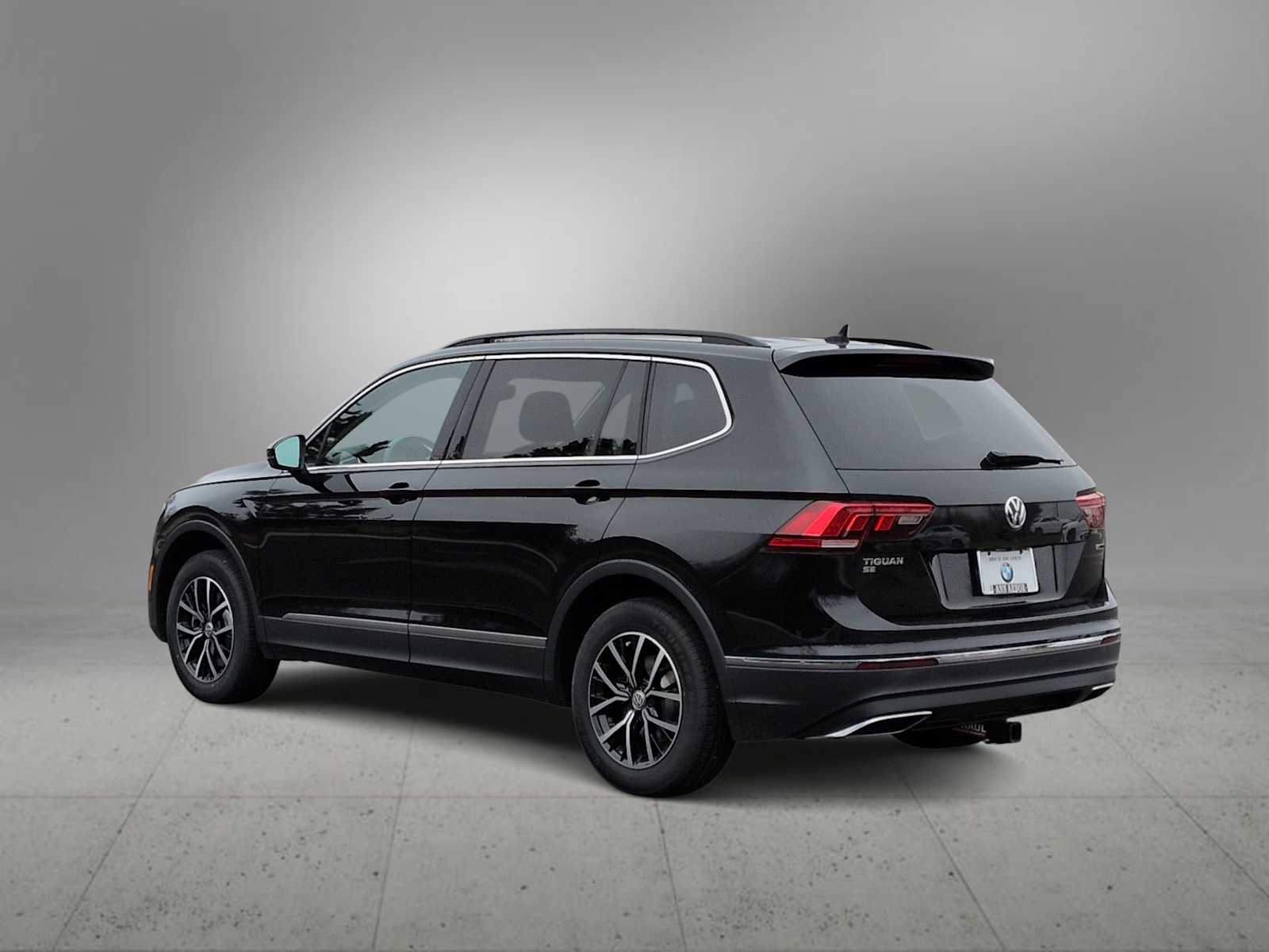 Thumbnail: 2021 Volkswagen Tiguan - 6