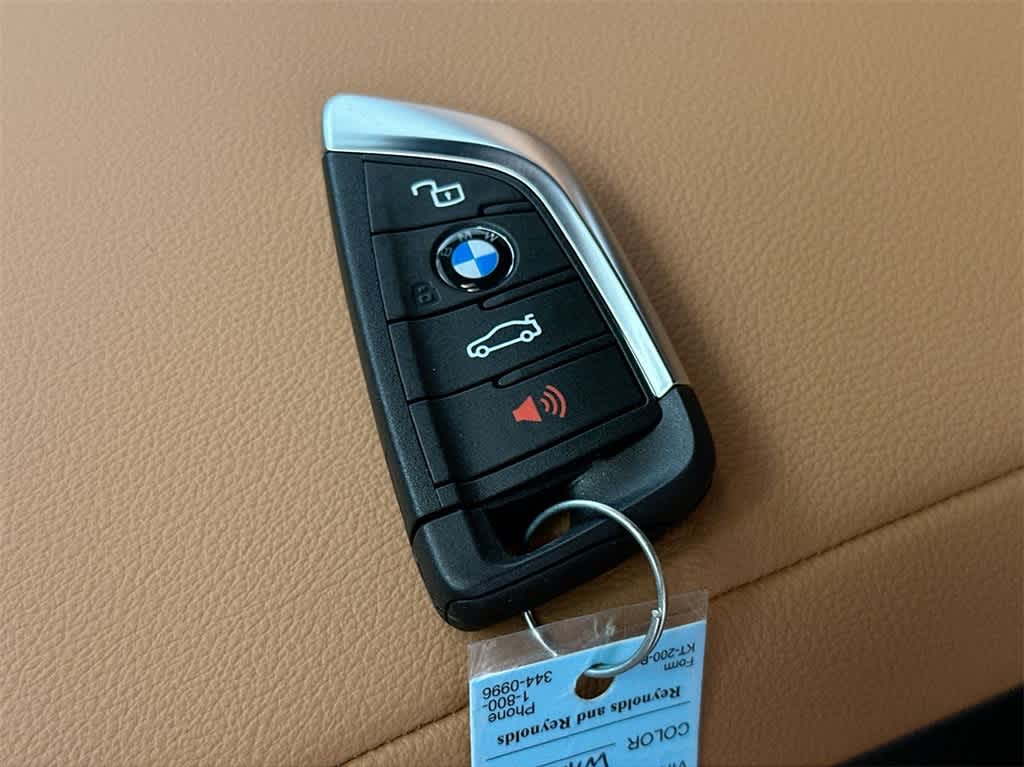 Thumbnail: 2024 BMW i4 - 28