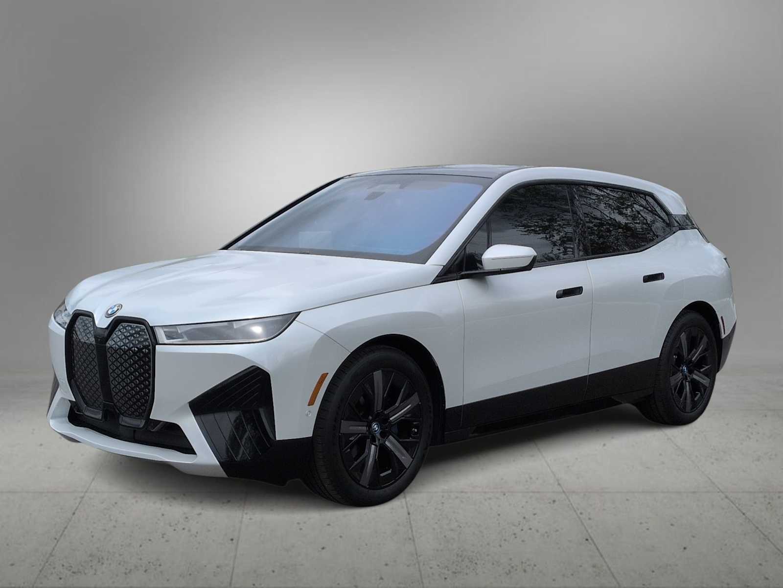 Thumbnail: 2023 BMW iX - 4