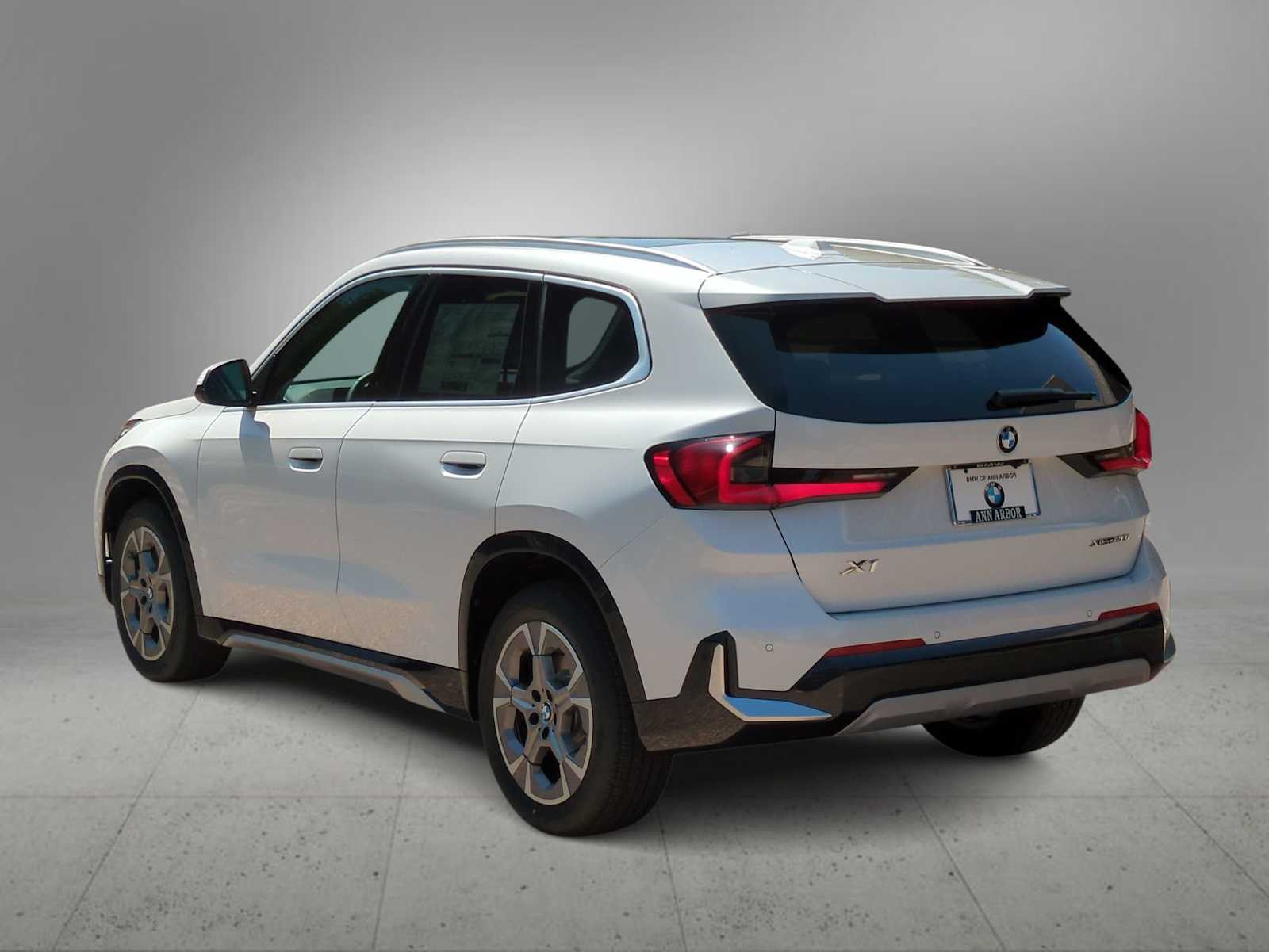 Thumbnail: 2026 BMW X1 - 6