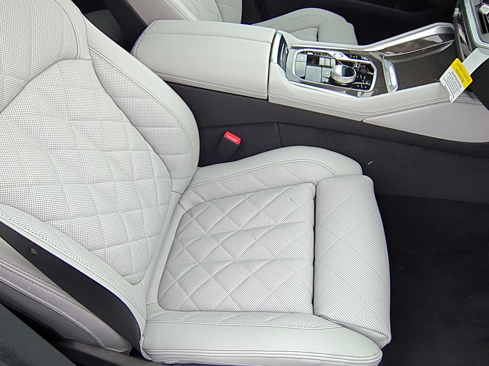 Thumbnail: 2026 BMW X6 - 23