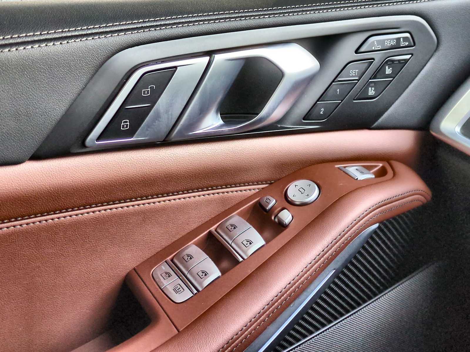 Thumbnail: 2025 BMW X7 - 40