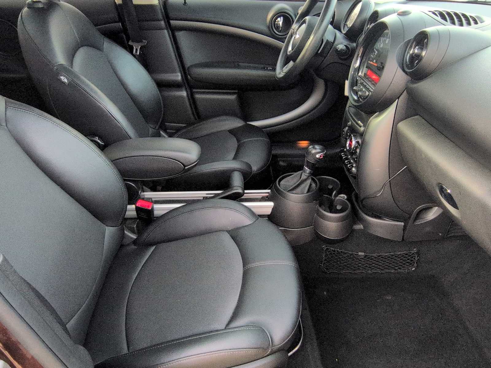 Thumbnail: 2015 MINI Cooper Countryman - 30