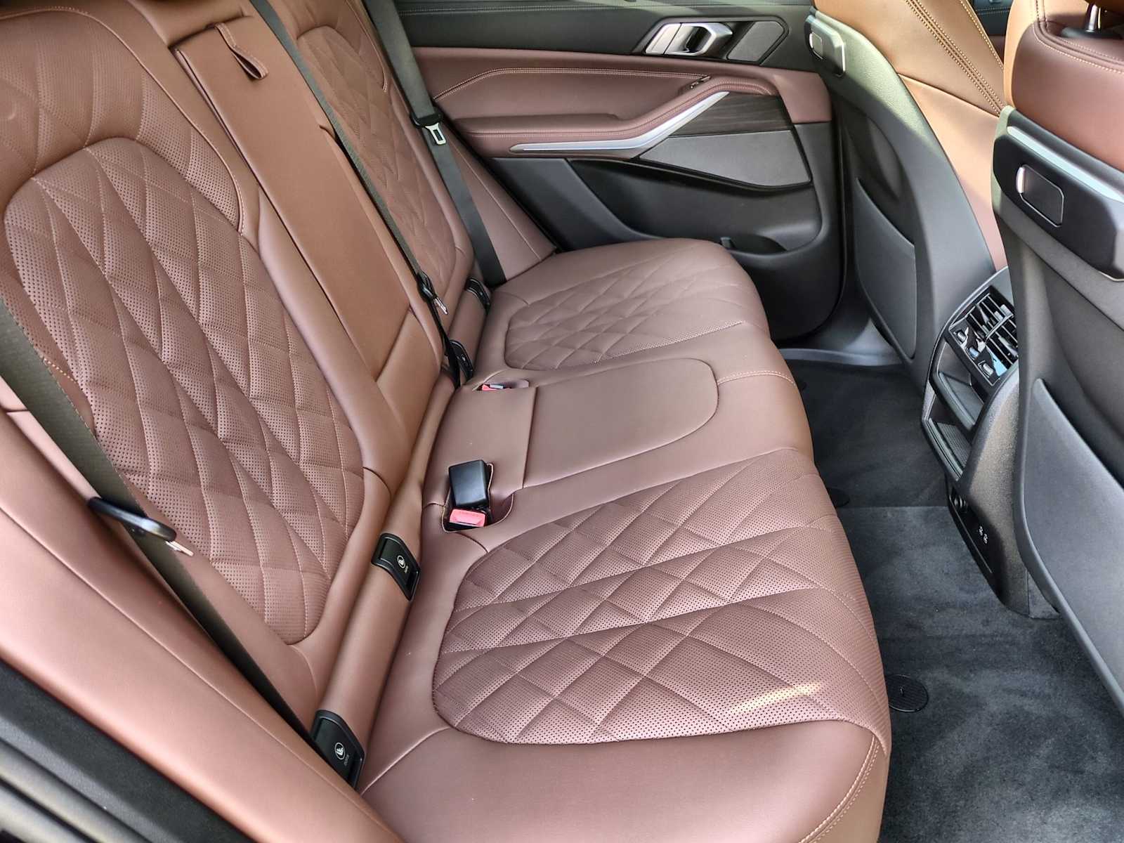 Thumbnail: 2026 BMW X5 - 21