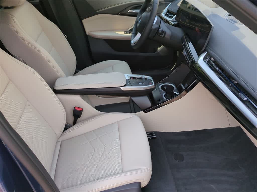 2025 BMW X1 xDrive28i 18