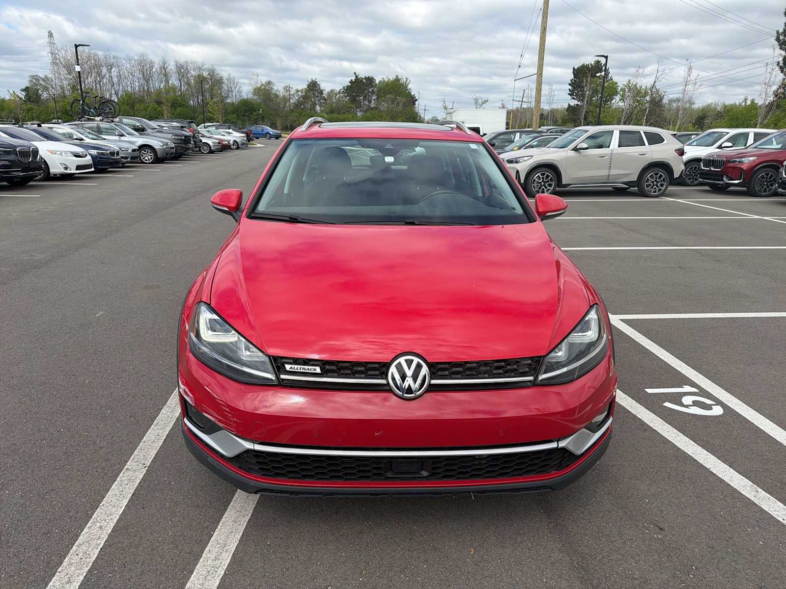 Thumbnail: 2017 Volkswagen Golf - 2