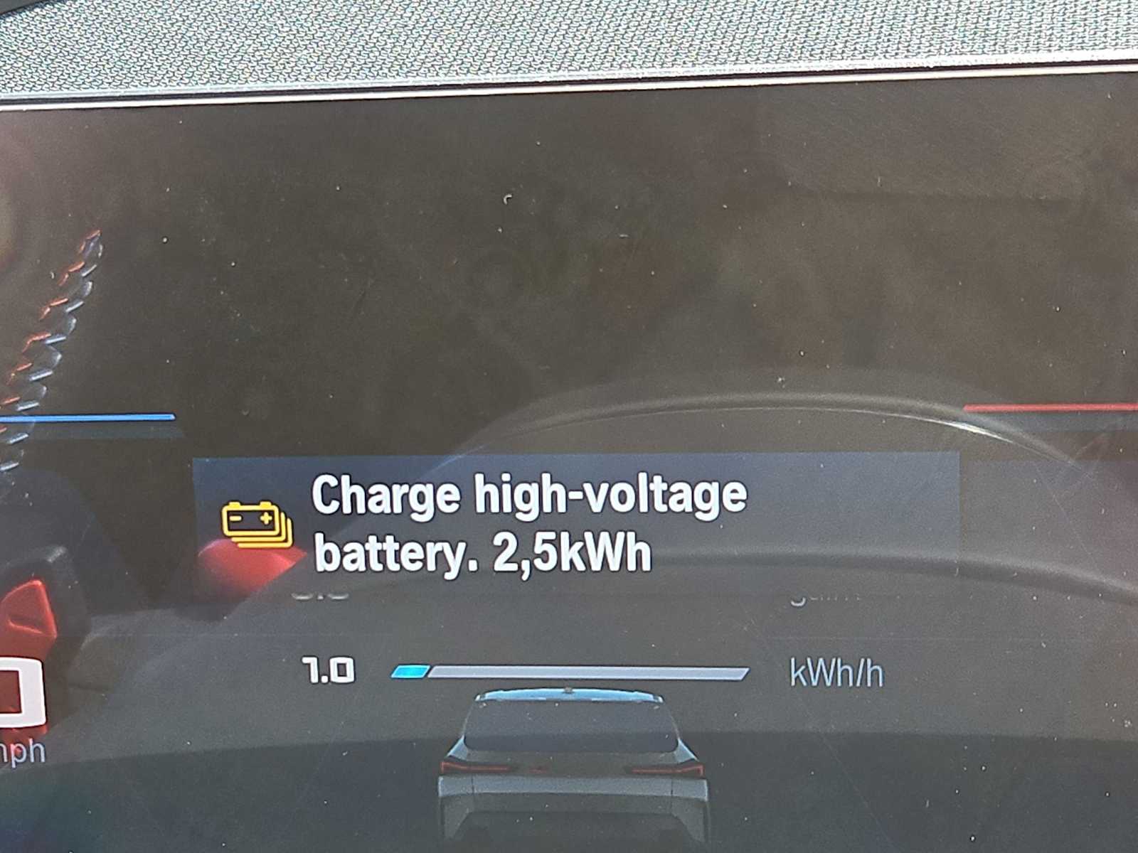 Thumbnail: 2026 BMW XM - 40