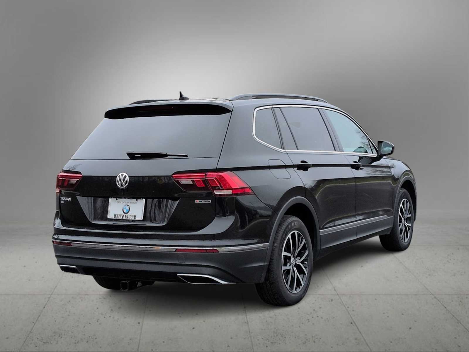 Thumbnail: 2021 Volkswagen Tiguan - 8