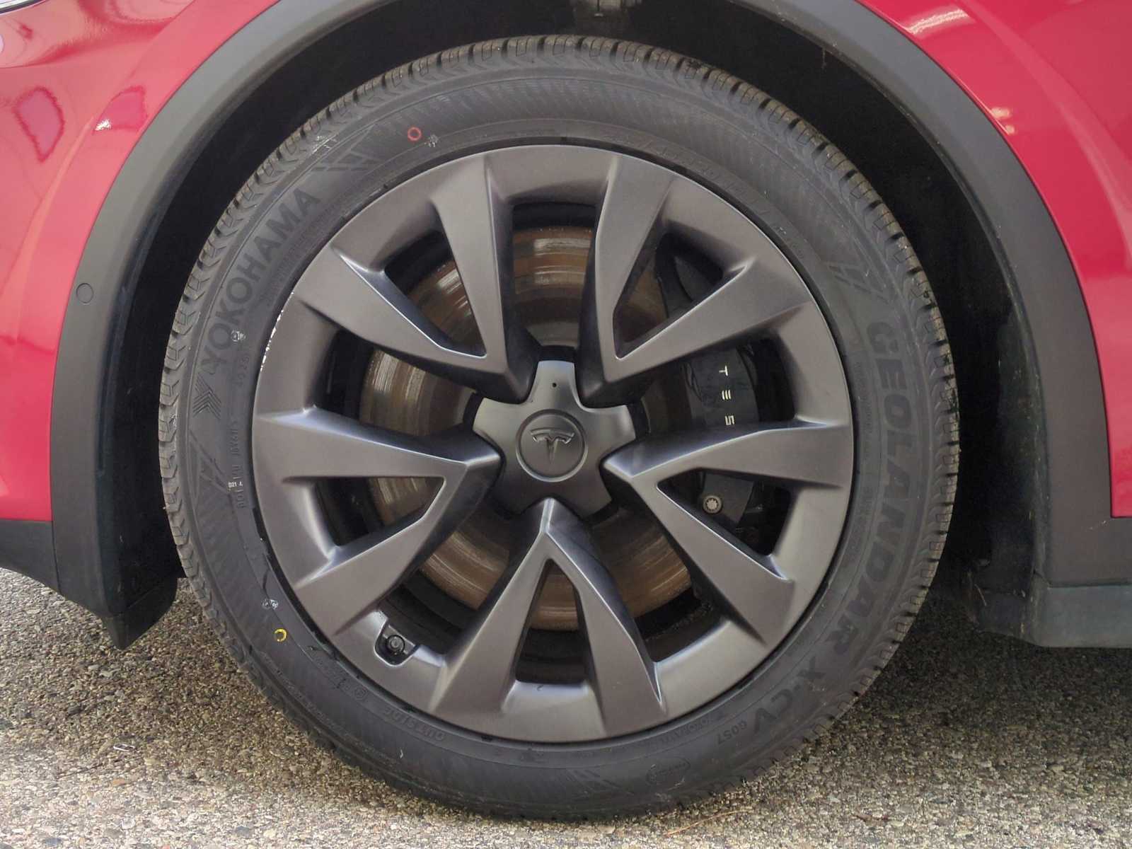 Thumbnail: 2022 Tesla Model X - 14