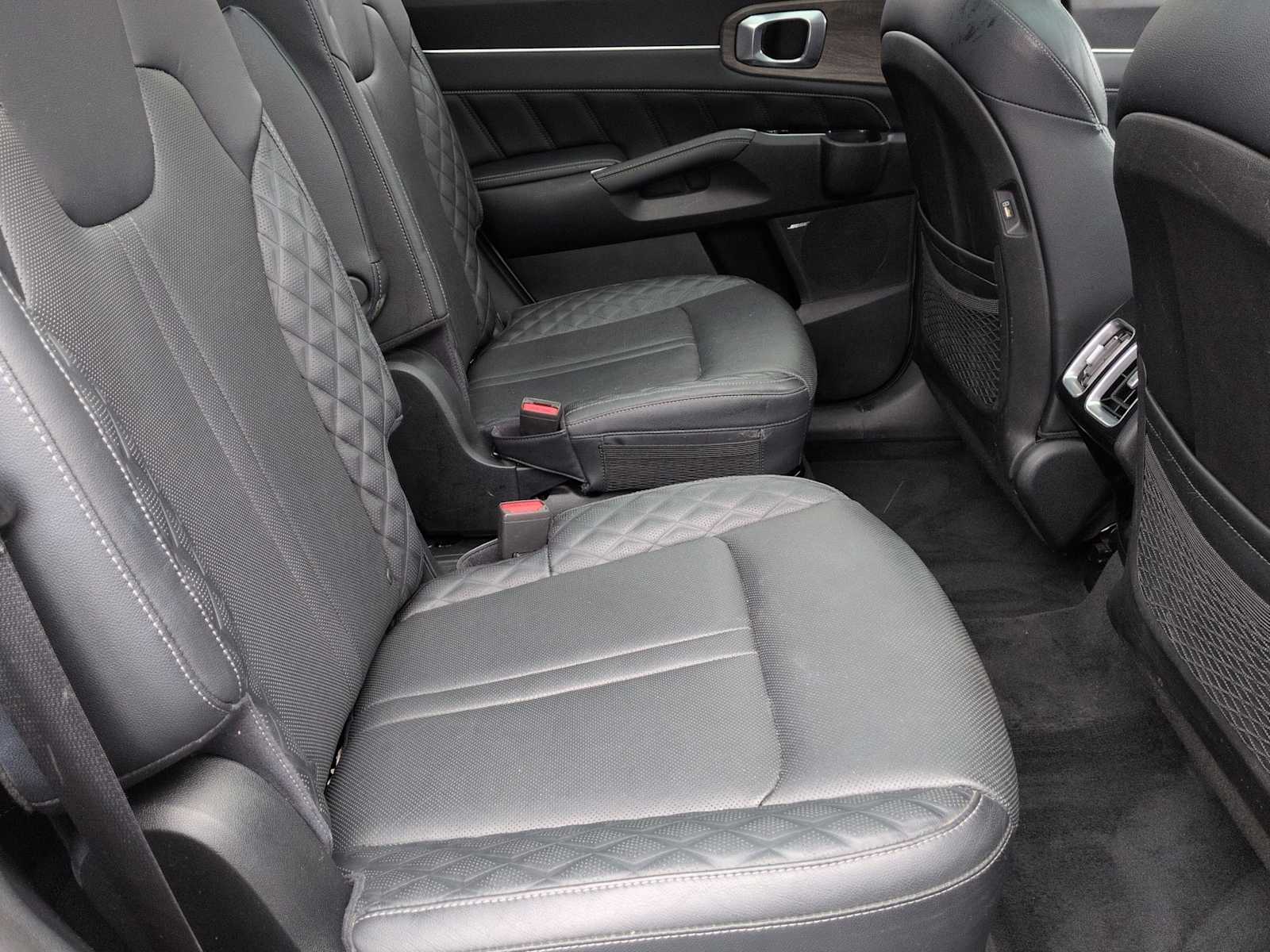 Thumbnail: 2021 Kia Sorento - 21