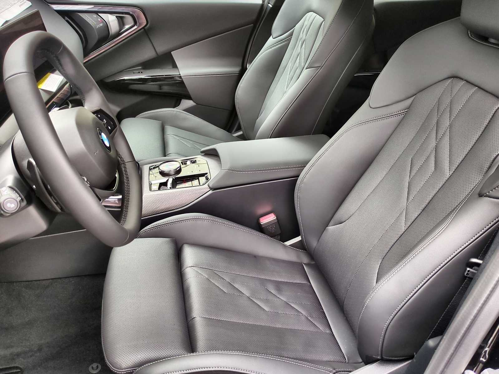 Thumbnail: 2026 BMW X3 - 16