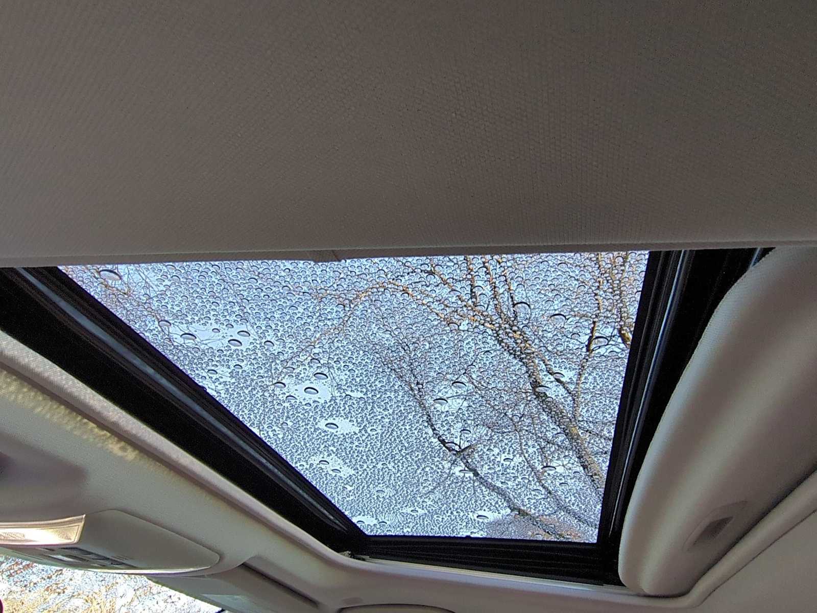 Thumbnail: 2023 Toyota RAV4 - 20