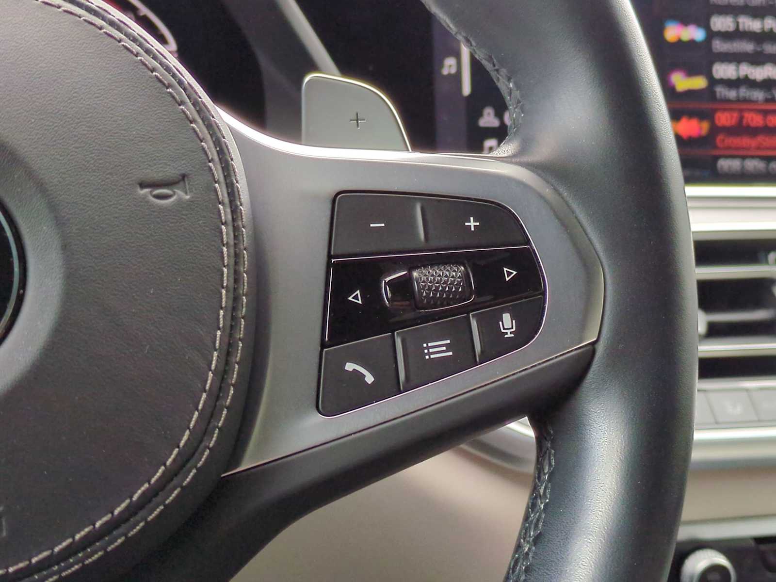 Thumbnail: 2023 BMW X6 - 26