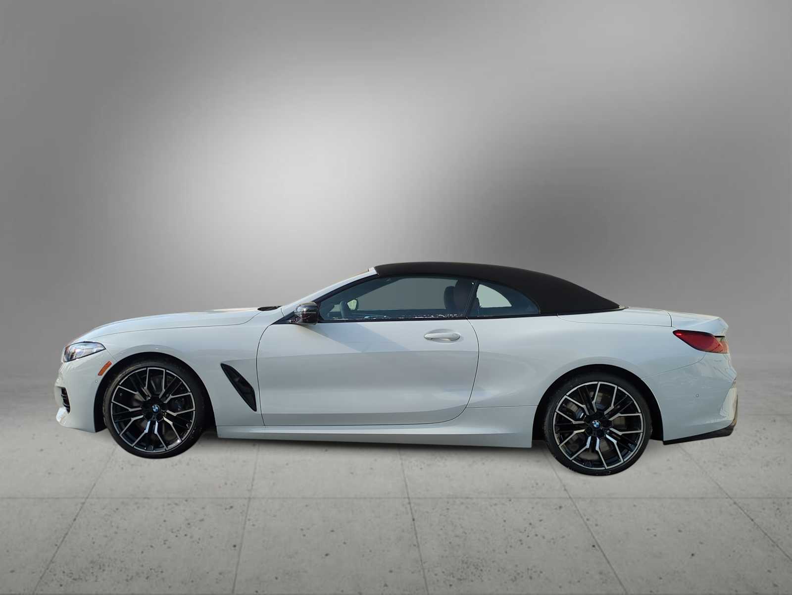Thumbnail: 2026 BMW 8 Series - 5