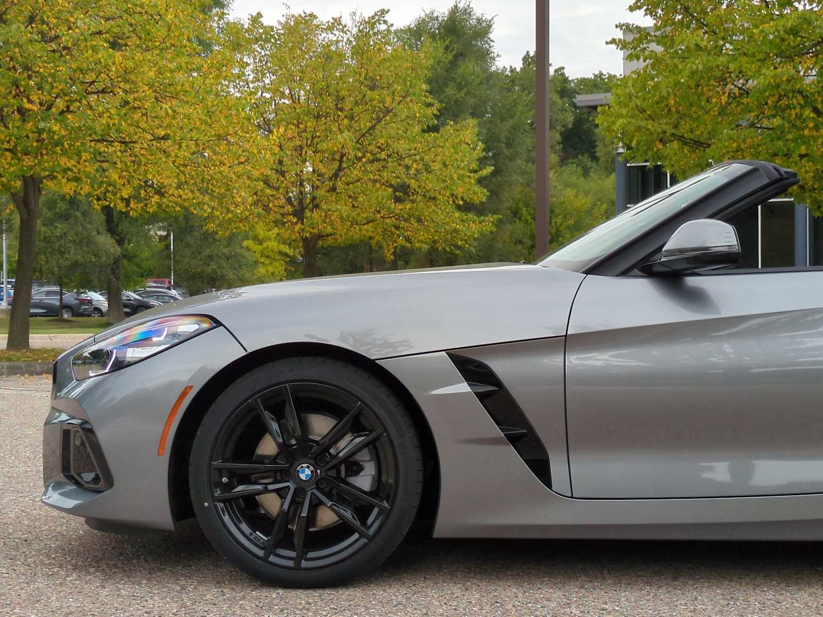 Thumbnail: 2026 BMW Z4 - 36