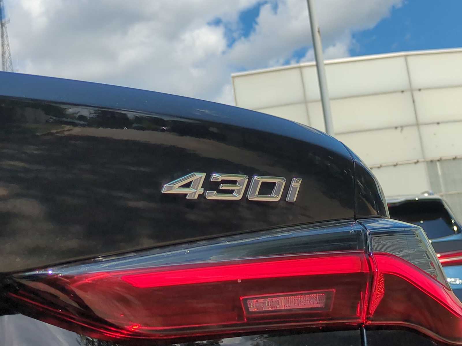 Thumbnail: 2026 BMW 4 Series - 13