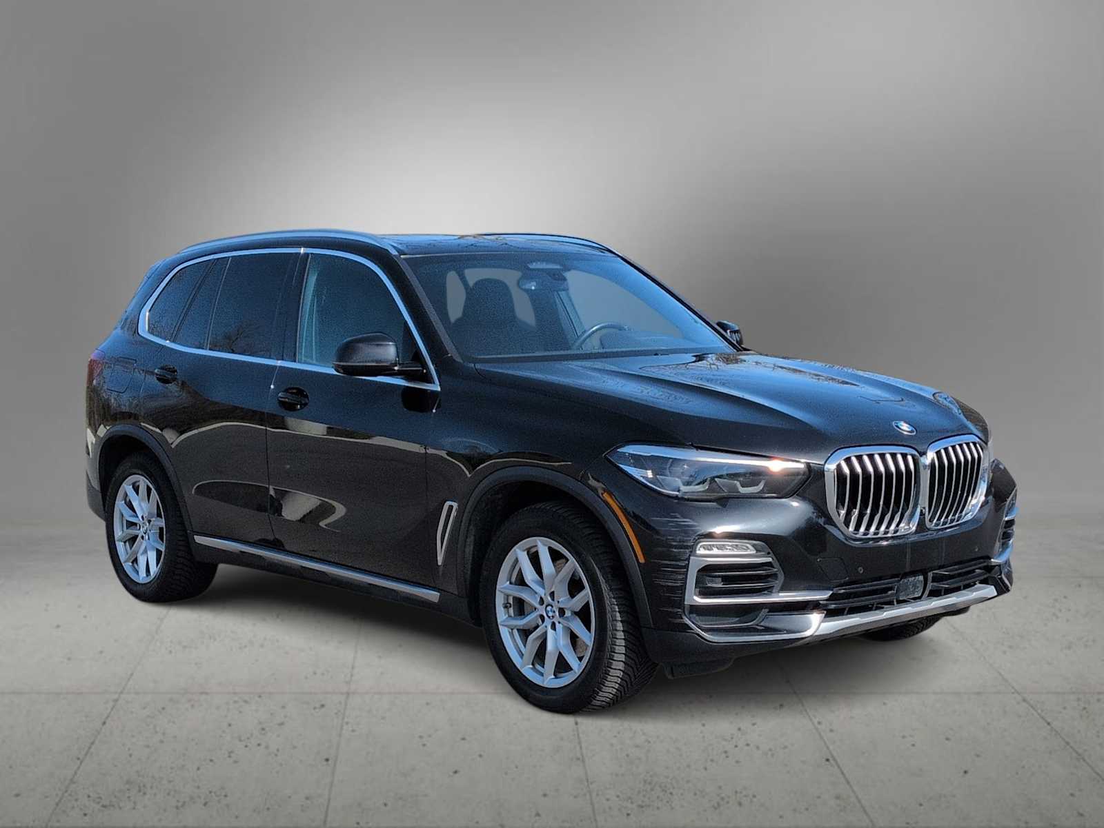 Thumbnail: 2021 BMW X5 - 2