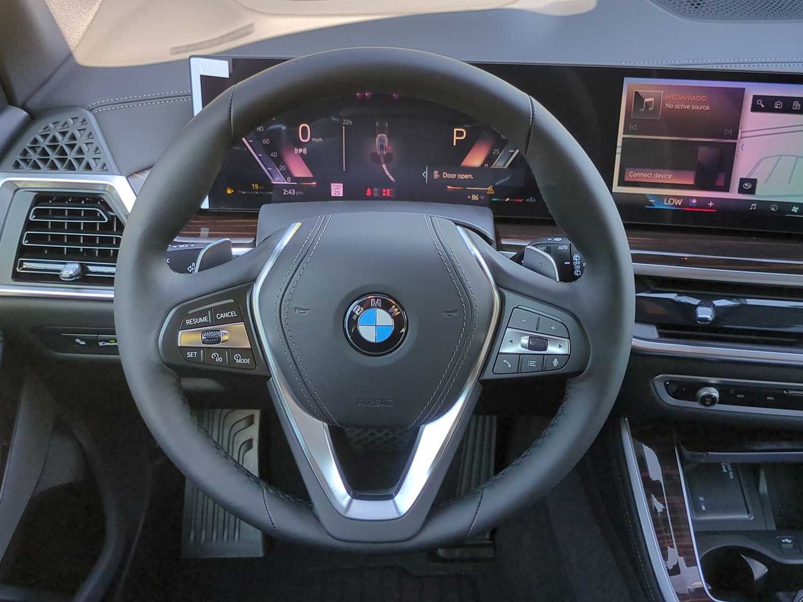 Thumbnail: 2026 BMW X5 - 24