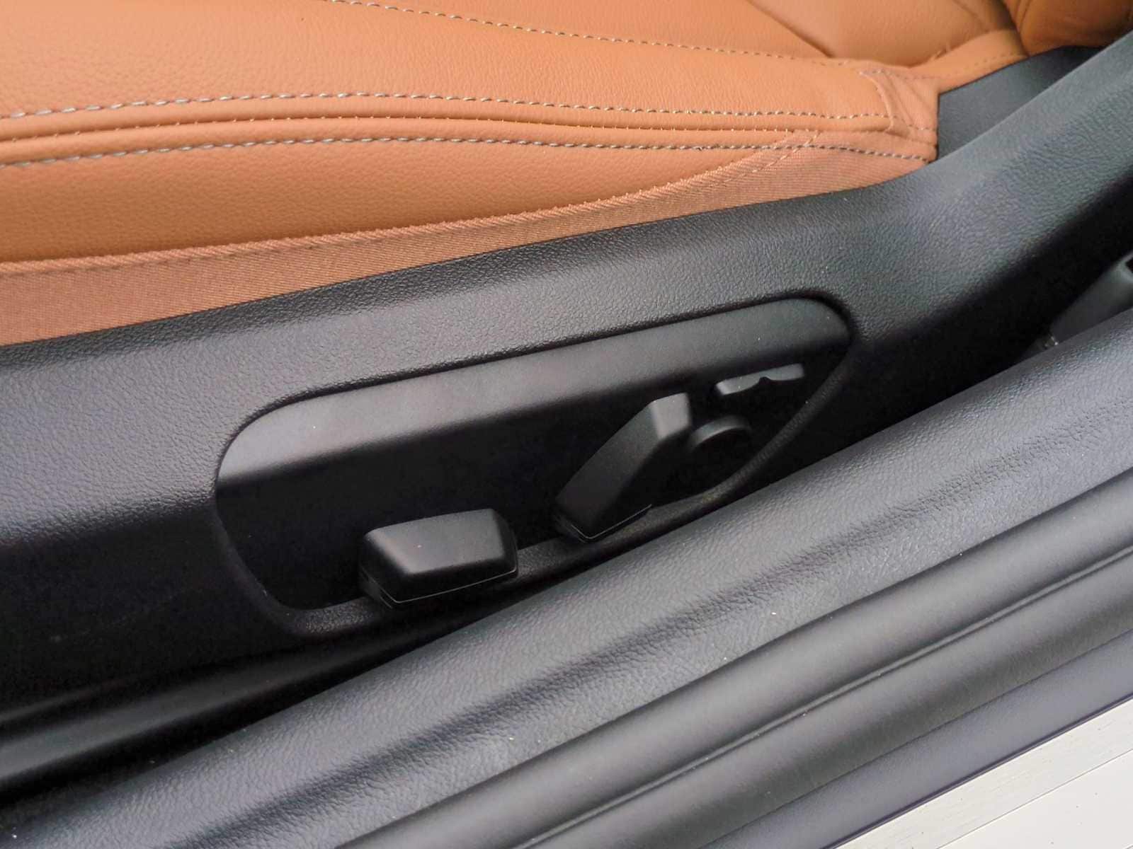 Thumbnail: 2026 BMW Z4 - 18