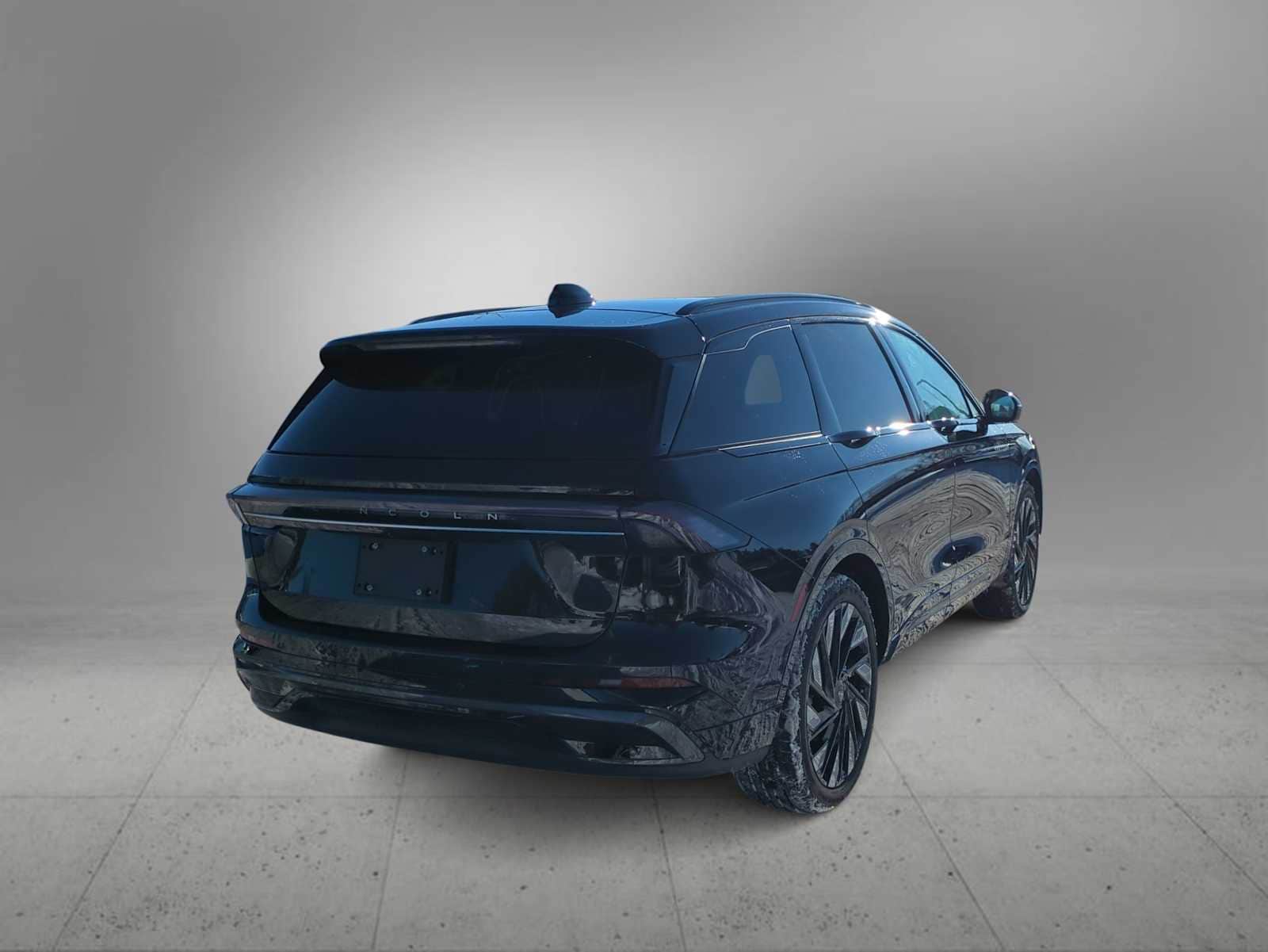 Thumbnail: 2024 Lincoln Nautilus - 8