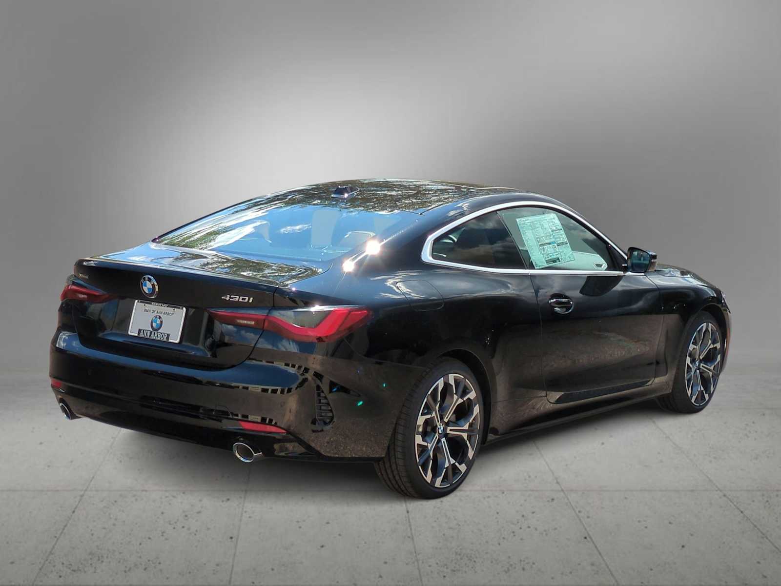 Thumbnail: 2026 BMW 4 Series - 8