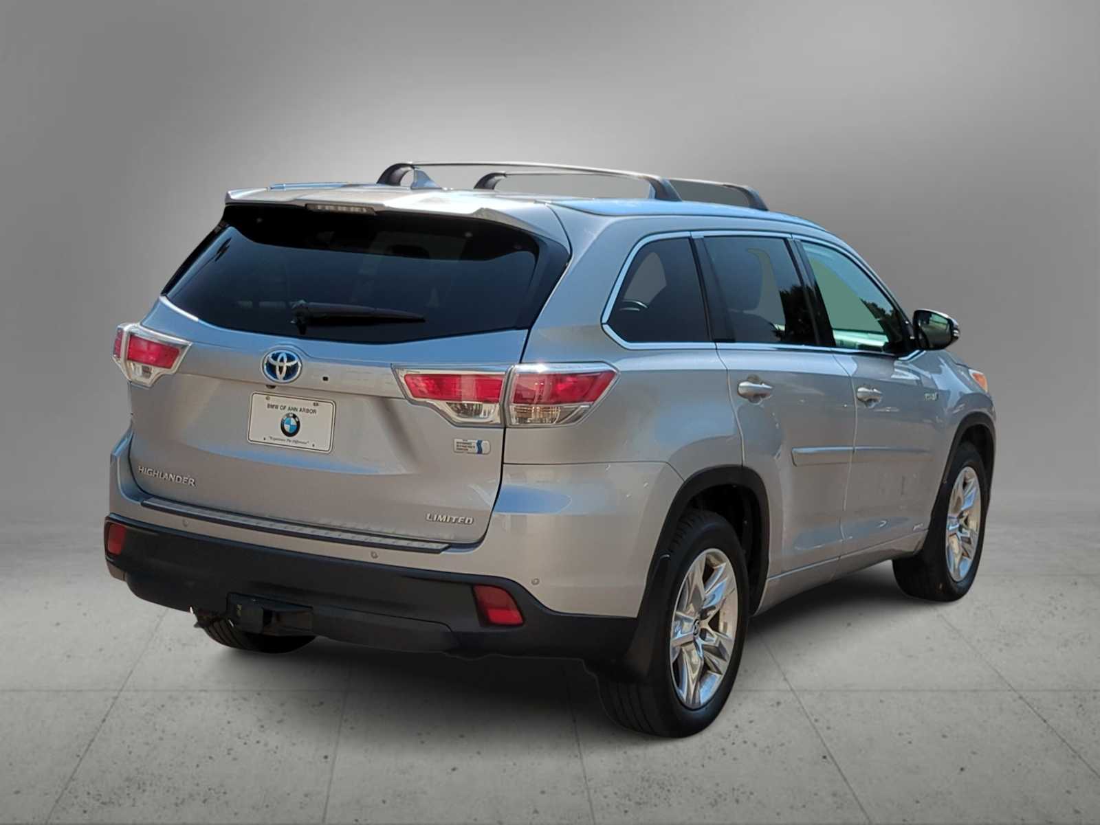 Thumbnail: 2016 Toyota Highlander - 8