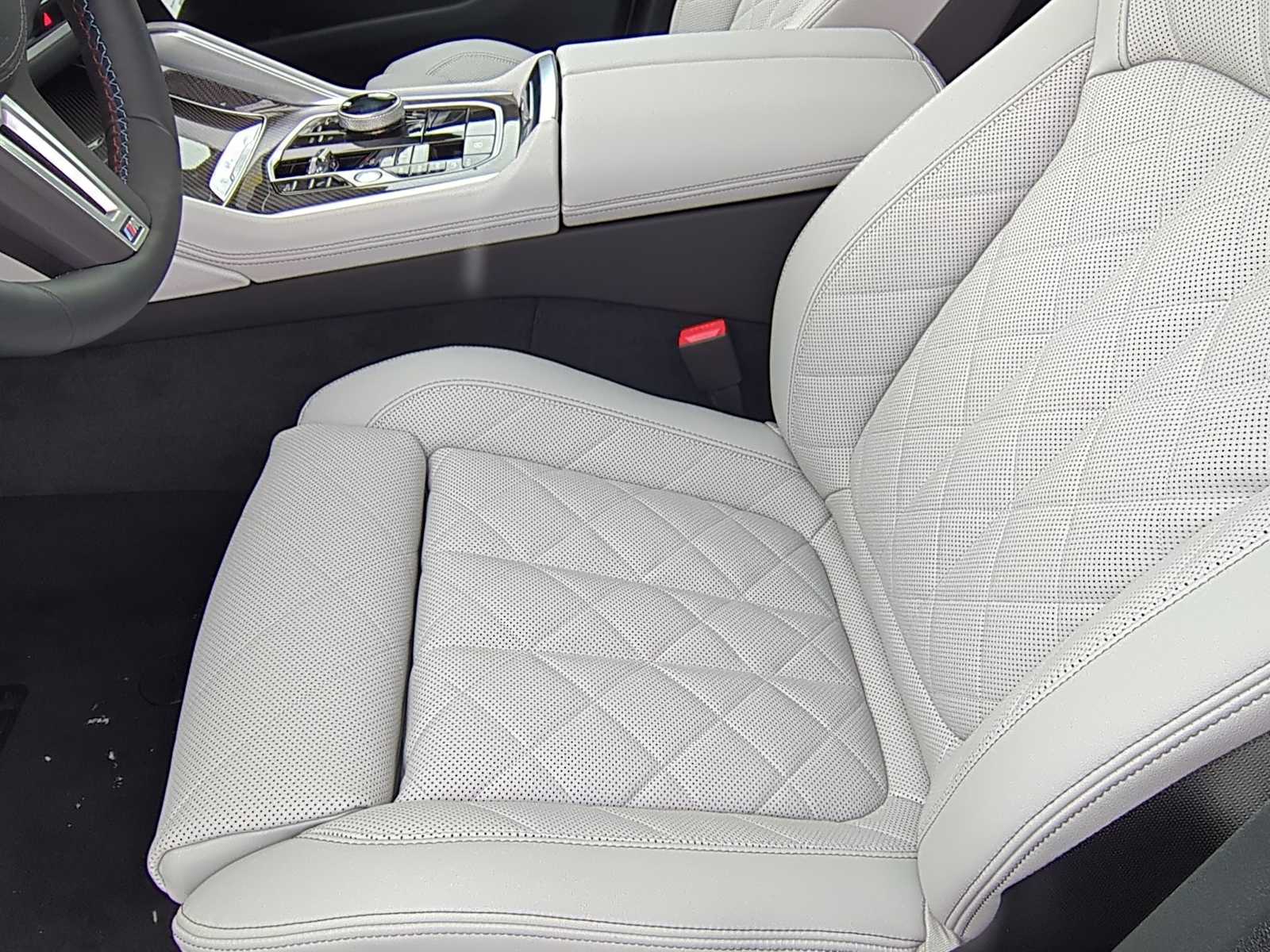 Thumbnail: 2026 BMW X6 - 16