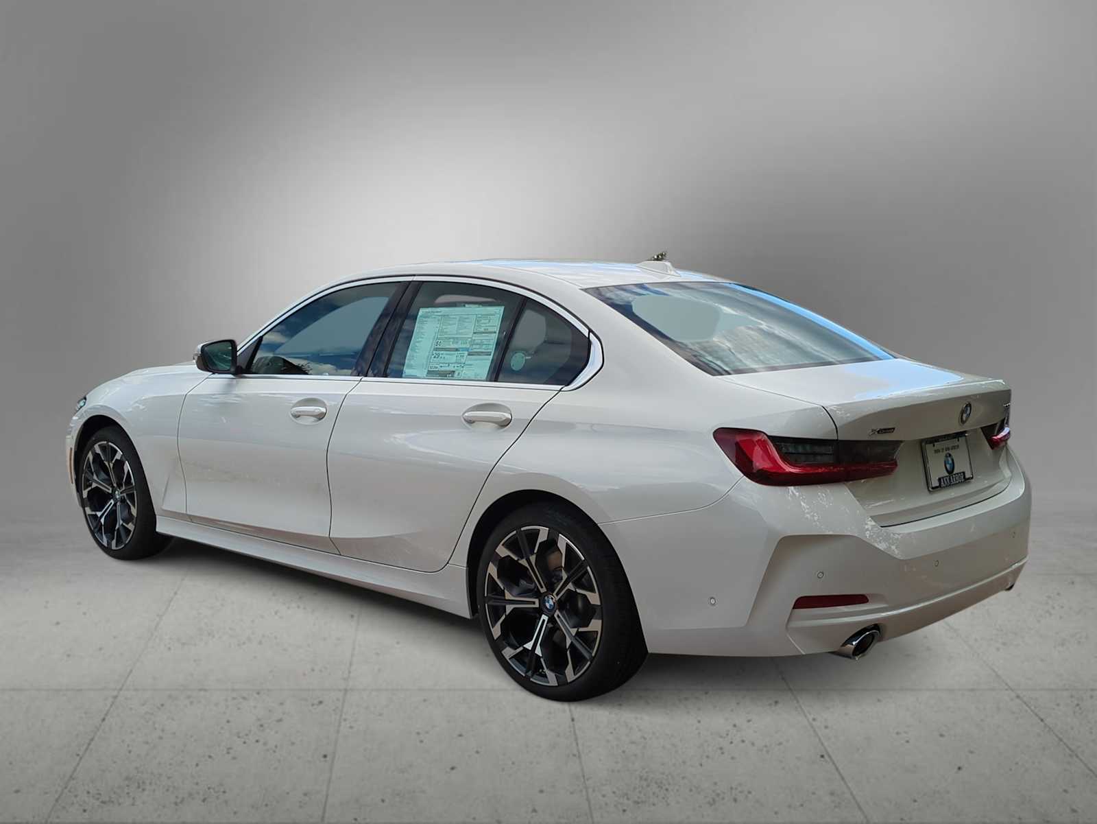 Thumbnail: 2025 BMW 3 Series - 6