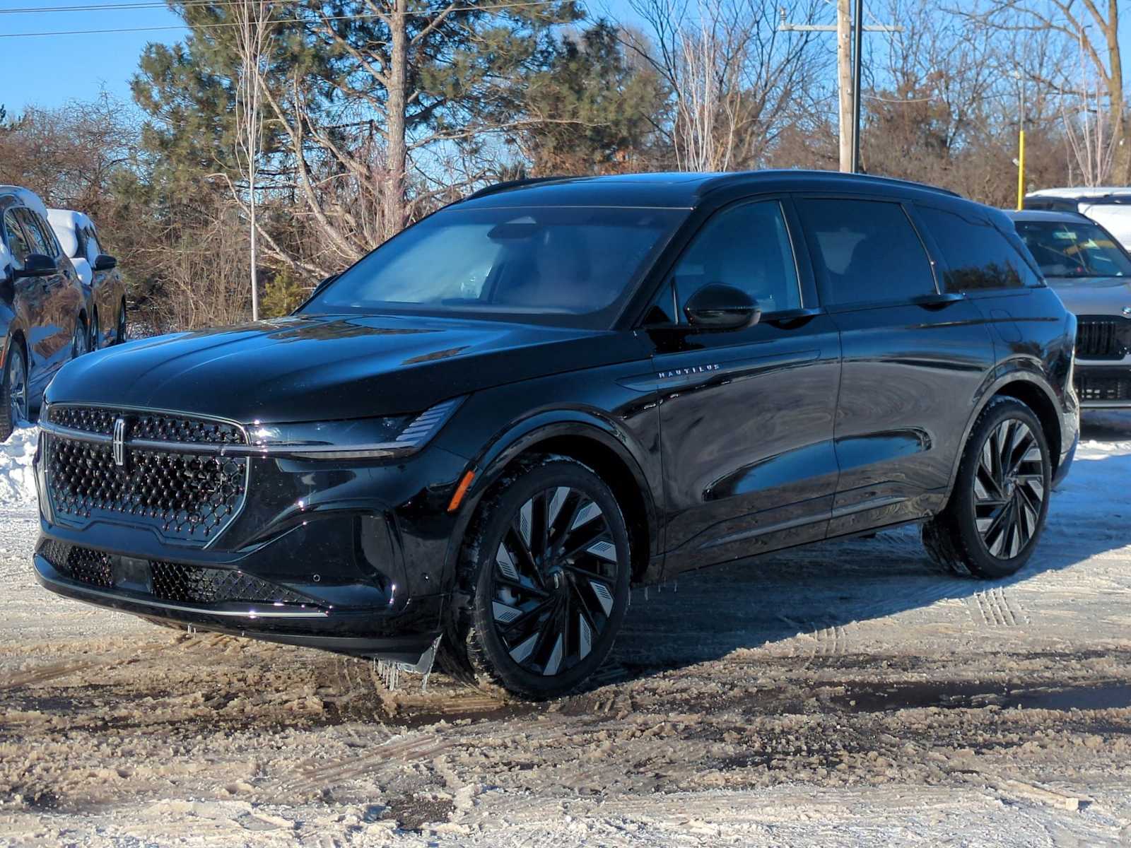 Thumbnail: 2024 Lincoln Nautilus - 17