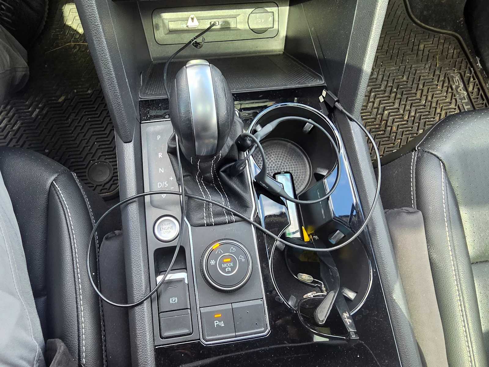 Thumbnail: 2021 Volkswagen Atlas - 16